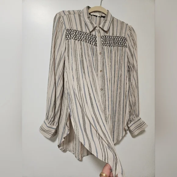 Floreat By Anthropologie Striped Nothfork Tunic Blouse - Picture 4 of 11